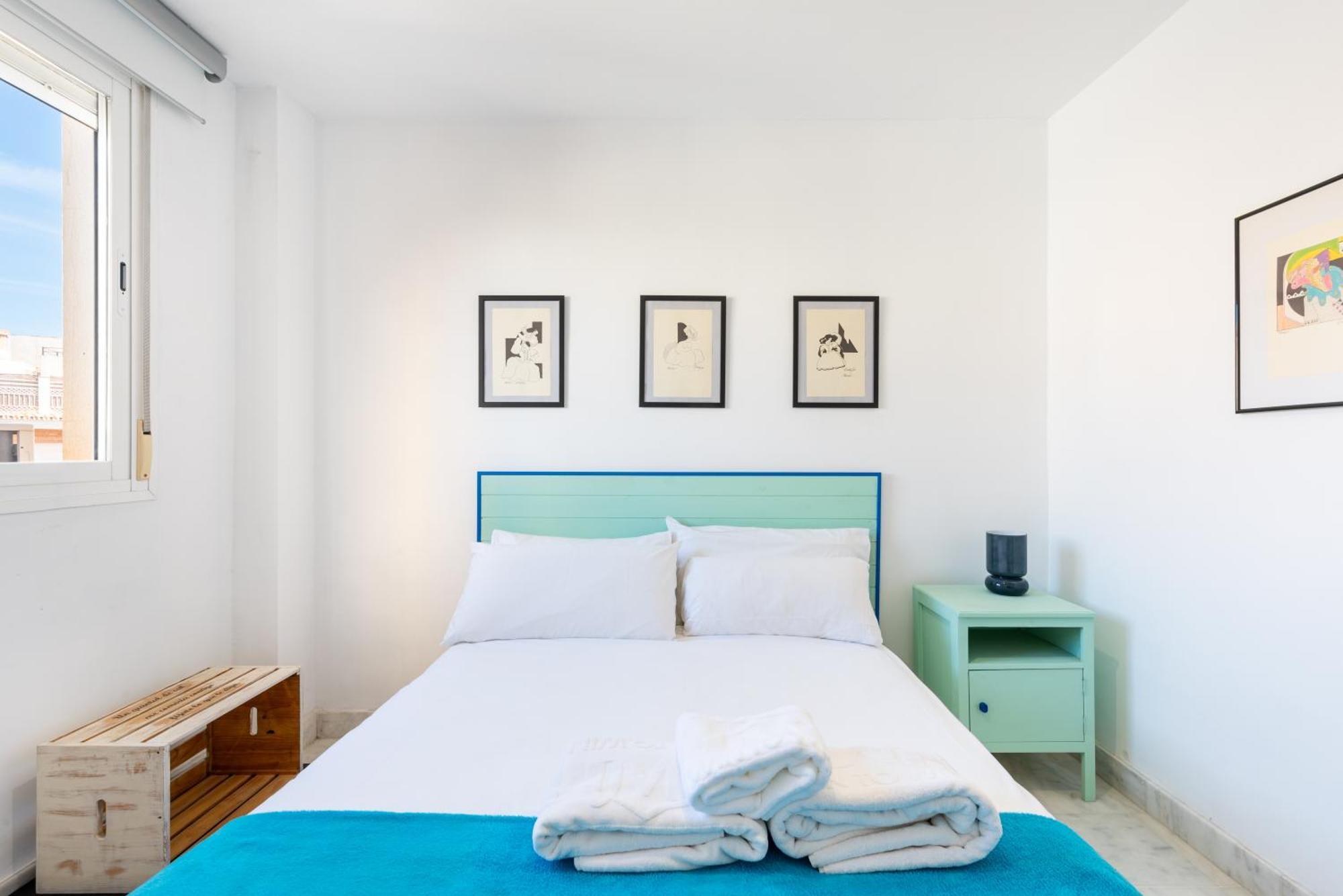 Wintowinrentals Quiet Apartment, Good Location, Free Parking Malaga Luaran gambar